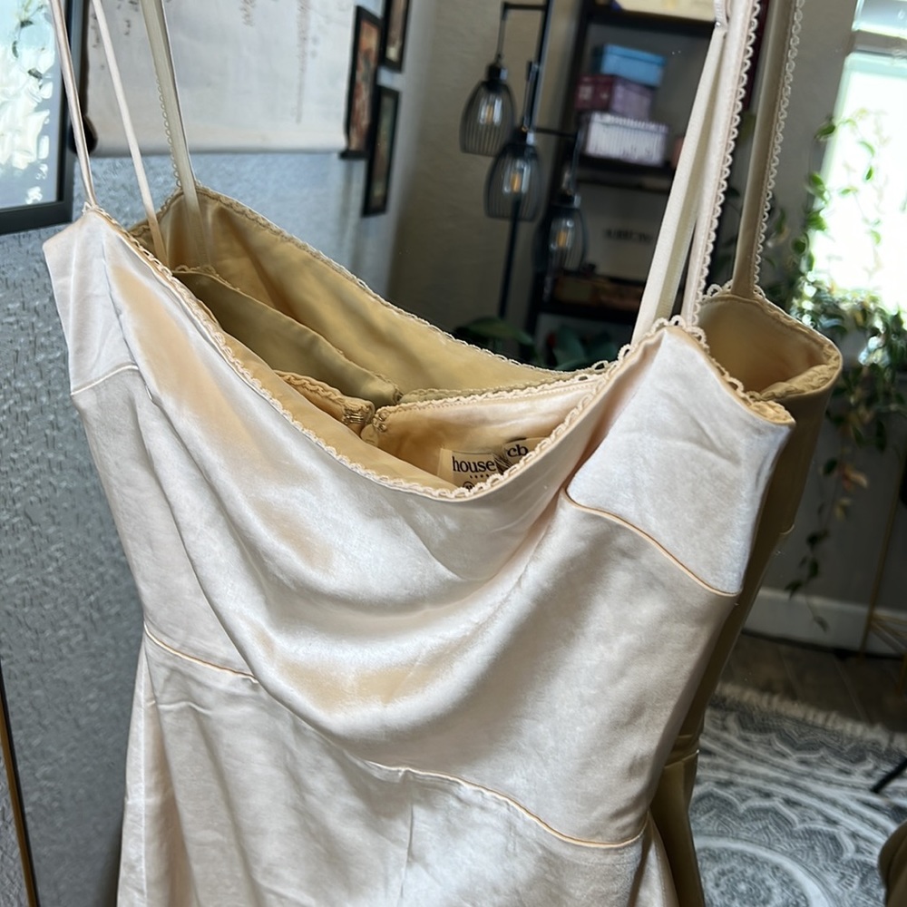 HOUSE OF CB 'Costanza' Vintage Cream Maxi Dress NWOT - Picture 11 of 13